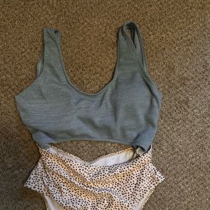 One piece swim suit
